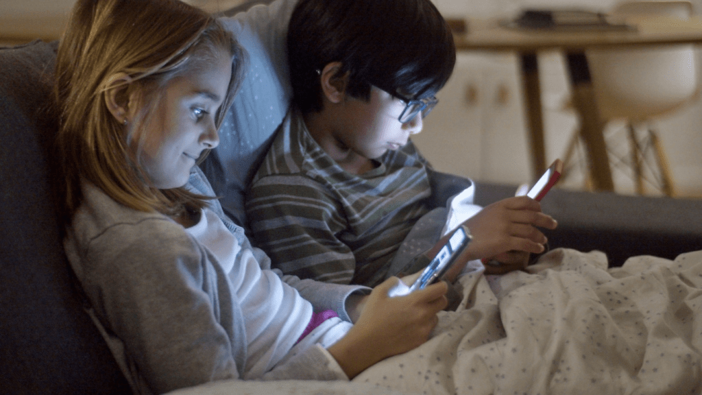 Balancing Screen Time A Parent's Guide to Healthy Gaming Habits for Kids